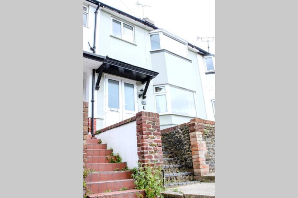 Chic Beach Getaway Margate Exterior foto